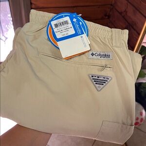 Columbia Men's Tan Convertible Cargo Pants